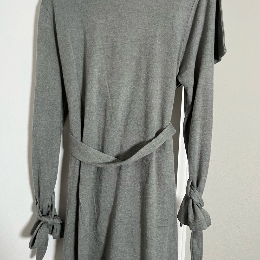 Doe & Rae Light Gray Cardigan - Picture 4 of 5